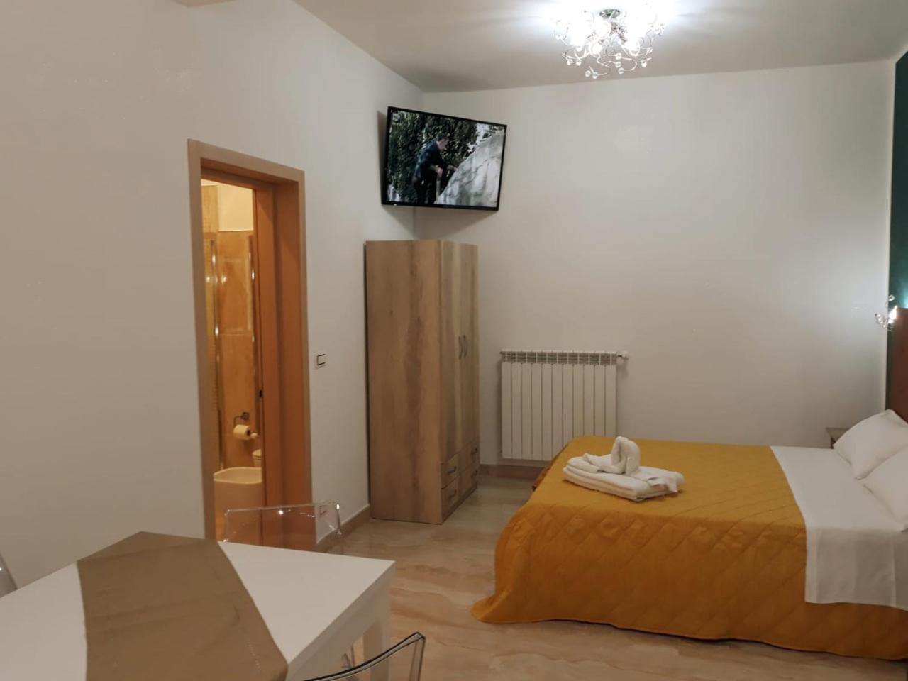 Aparthotel Il Vittoriano Porto Cesareo Exterior foto
